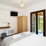 Socrates Gardeno Luxury Sea View Pool Escape