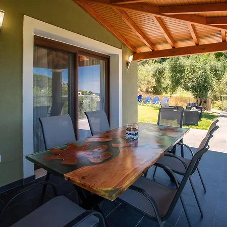 Socrates Дом отдыха *