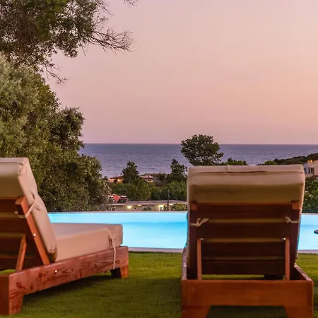 Semesterbostad Socrates Gardeno Luxury Sea View Pool Escape Vitaládes