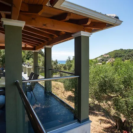 Case de vacanță Socrates Gardeno Luxury Sea View Pool Escape