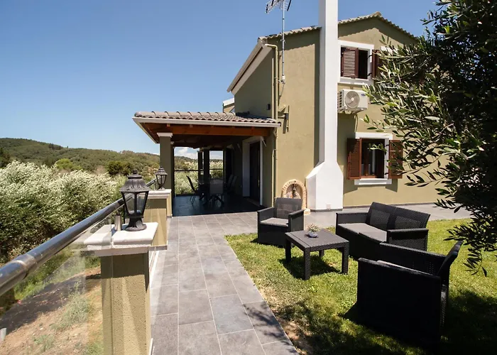 Vakantiehuis Socrates Gardeno Luxury Sea View Pool Escape *