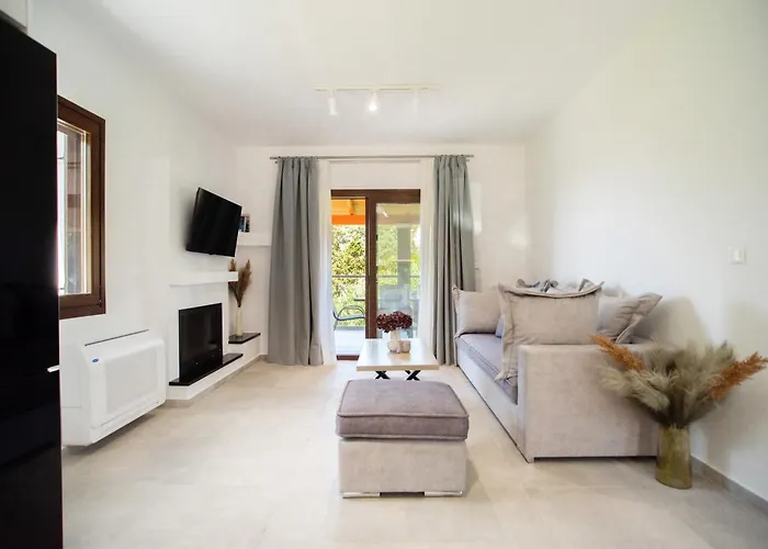 Vakantiehuis Socrates Gardeno Luxury Sea View Pool Escape Vitaládes
